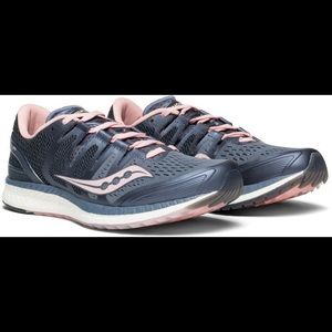 Saucony Liberty ISO - Size 7.5